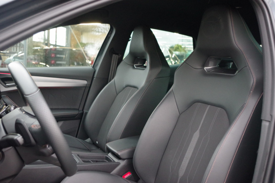 CUPRA Formentor 1.4 e-Hybrid VZ 245 PK Performance PHEV, Trekhaak, Stuur-Startknop, Memory, Winterpakket, Carplay