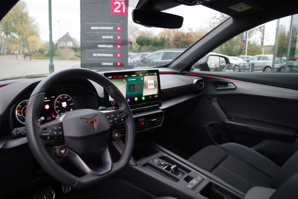 CUPRA Formentor 1.4 e-Hybrid VZ 245 PK Performance PHEV, Trekhaak, Stuur-Startknop, Memory, Winterpakket, Carplay