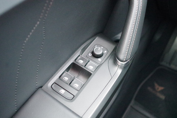 CUPRA Formentor 1.4 e-Hybrid VZ 245 PK Performance PHEV, Trekhaak, Stuur-Startknop, Memory, Winterpakket, Carplay