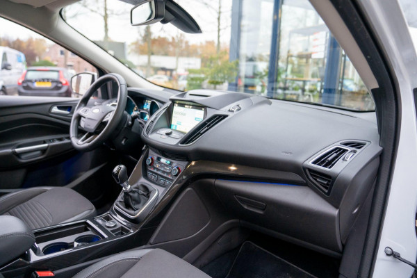 Ford Kuga 1.5 EcoBoost Titanium|Prijs rijklaar incl. 12 mnd garantie| Trekhaak Navi PDC Stoel en stuurverwarming Carplay