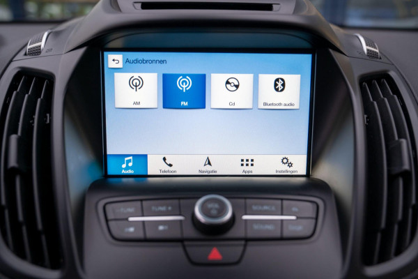 Ford Kuga 1.5 EcoBoost Titanium|Prijs rijklaar incl. 12 mnd garantie| Trekhaak Navi PDC Stoel en stuurverwarming Carplay