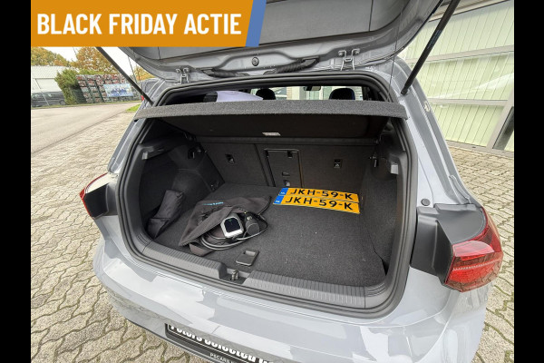 Volkswagen Golf 1.4 GTE Acc|CarPlay|Dodehoek|Head-Up|Panoramadak