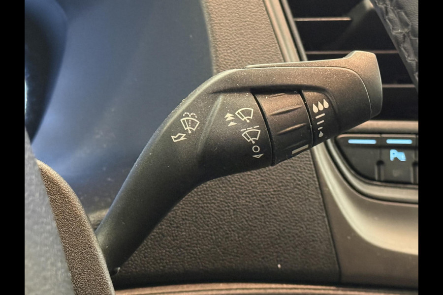 Ford Transit Custom 300 2.0 TDCI L2H1 Trend Dubbele Cabine Automaat Airco Navigatie Cruisecontrol Camera PDCVA