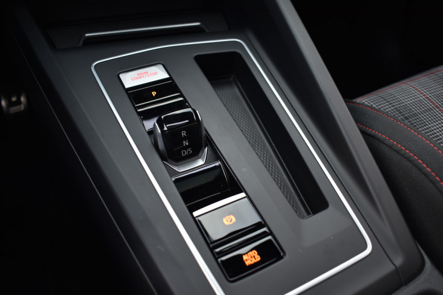 Volkswagen Golf GTI 2.0 TSI 245PK DSG GTI-SPORT HARMANN-KARDON/IQ-LIGHT/PANORAMADAK