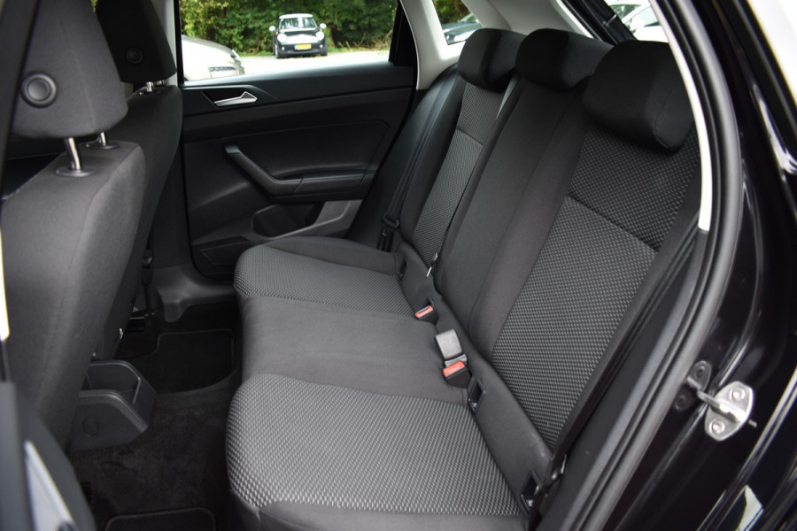 Volkswagen Polo 1.0 POLO VIRTUAL/ACC/CARPLAY