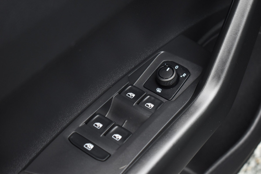 Volkswagen Polo 1.0 POLO VIRTUAL/ACC/CARPLAY