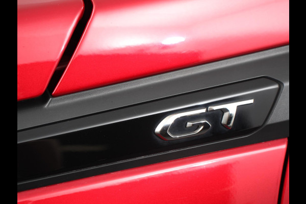 Peugeot 2008 1.2 PureTech 130 GT Cimate control Cruise control LED Achteruitrij camera Navigatie Parkeersensor achter Lichtmetalen velgen Led Dab