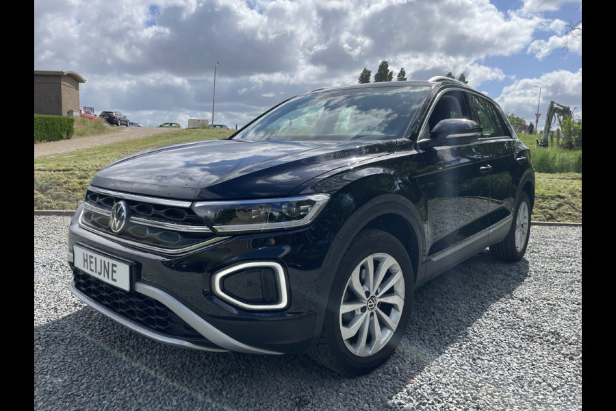 Volkswagen T-Roc 1.5 TSI 150PK DSG STYLE VIRTUAL/CARPLAY/CAMERA