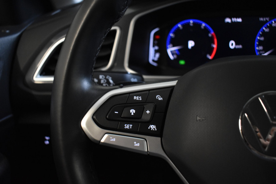 Volkswagen T-Roc 1.5 TSI 150PK DSG STYLE VIRTUAL/CARPLAY/CAMERA