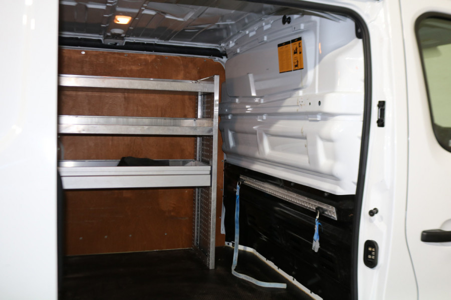 Opel Vivaro 1.6 CDTI 125pk L2 H1 Airco Navigatie Imperiaal Trekhaak Inrichting