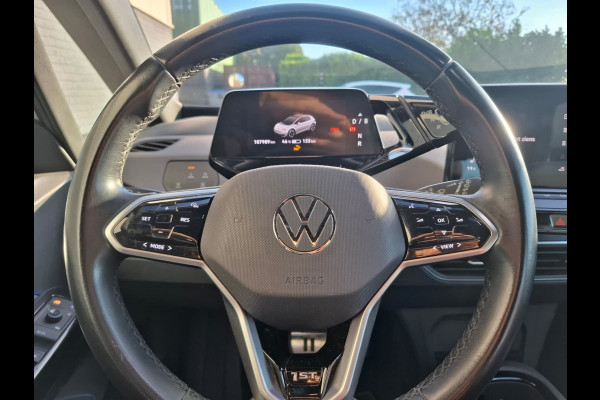 Volkswagen ID.3 First 58kWh Navi Ecc Adap.Cruise Apple Carplay Android Auto Pdc Bluetooth Keyless Led Rijstrooksensor IQ Drive Stoel+Stuurverwarming SOH 90% 1e Eigenaar Origineel Nederlandse Auto