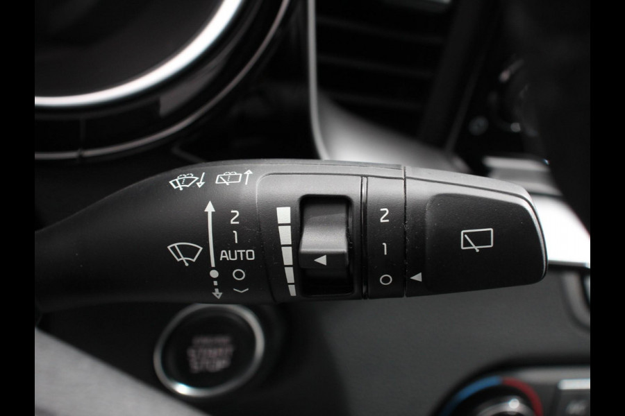 Kia Ceed 1.0 T-GDi Comfort Navigatie Apple Carplay/ Android Auto Camera DAB Airco Stoelverwarming Cruise Control