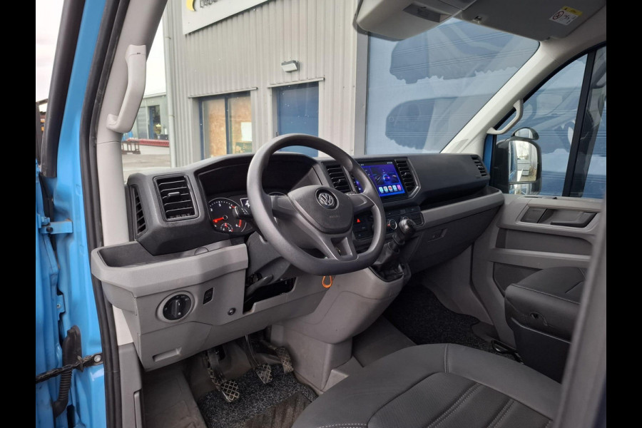 Volkswagen Crafter 35 2.0 TDI L4 Trendline OPRIJWAGEN / AMBULANCE / TRAILER / EURO 6 / LAADVERMOGEN 1500 KG !!