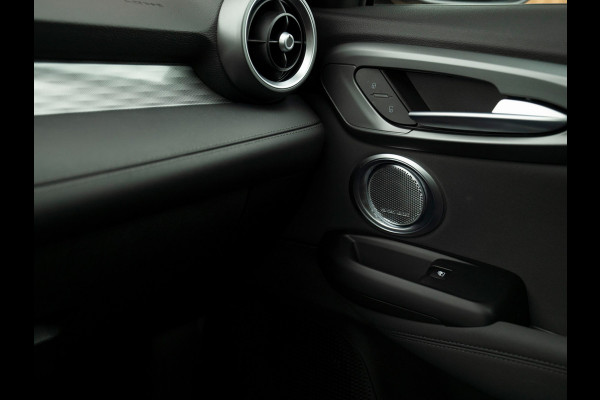 Alfa Romeo Tonale 1.3T PHEV 280pk Edizione Speciale | Panoramadak | Harman/Kardon | Adapt. cruise