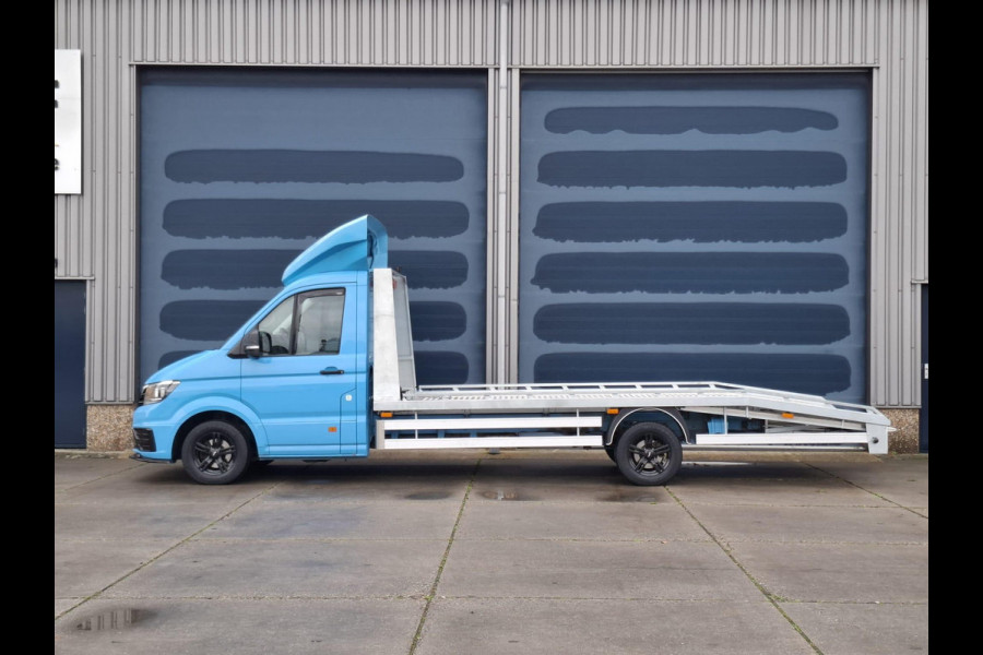 Volkswagen Crafter 35 2.0 TDI L4 Trendline OPRIJWAGEN / AMBULANCE / TRAILER / EURO 6 / LAADVERMOGEN 1500 KG !!