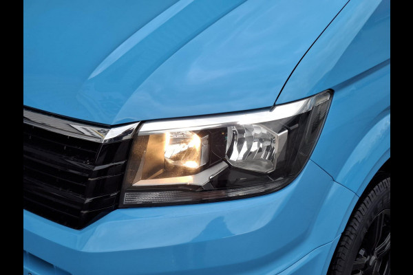 Volkswagen Crafter 35 2.0 TDI L4 Trendline OPRIJWAGEN / AMBULANCE / TRAILER / EURO 6 / LAADVERMOGEN 1500 KG !!