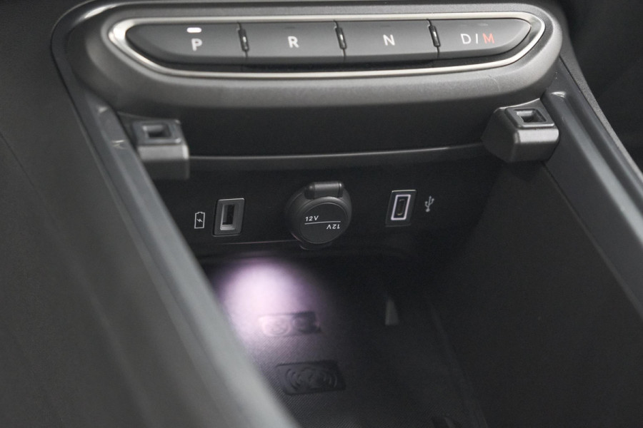 Fiat 600 1.2 Hybrid 100 DCT6 La Prima | Camera | Adaptieve Cruise Control | Dodehoekdetectie | Stoelverwarming