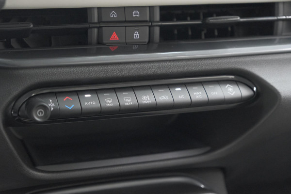 Fiat 600 1.2 Hybrid 100 DCT6 La Prima | Camera | Adaptieve Cruise Control | Dodehoekdetectie | Stoelverwarming