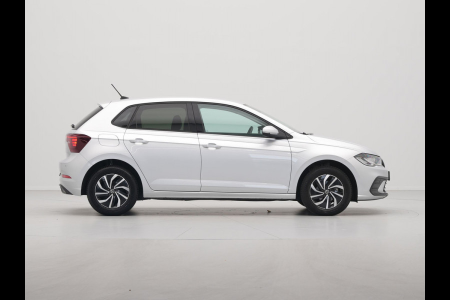 Volkswagen Polo 1.0 TSI 95pk Life Edition Navi via App Acc Pdc Camera Privacy glas Argon