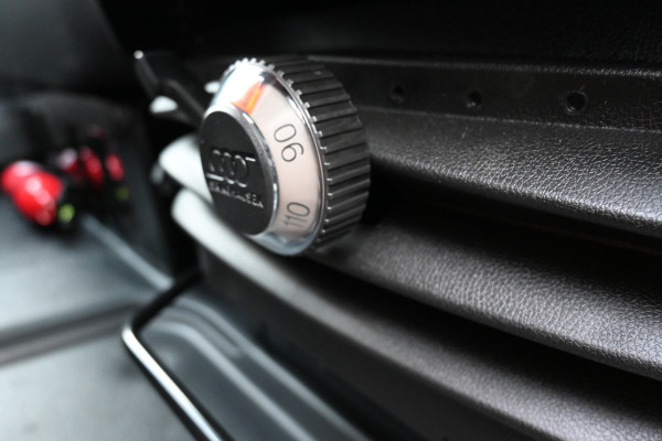 Mercedes-Benz Sprinter 317 CDI L2H2 Pro 3500 kg trekhaak, LED verlichting, Geveerde stoel