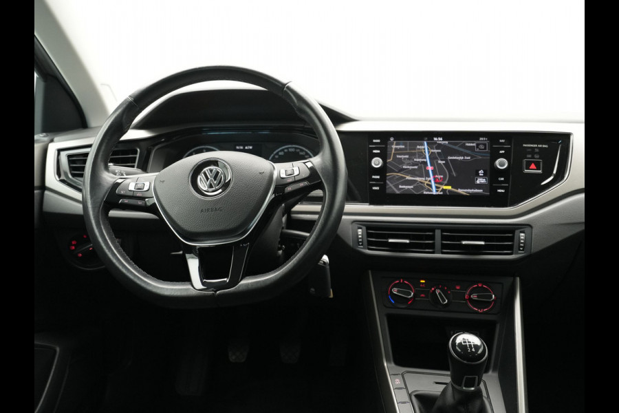 Volkswagen Polo 1.0 TSI 95pk Comfortline Navigatie Acc Carplay ARGON