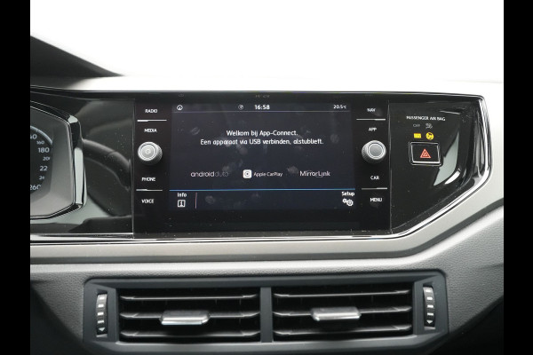 Volkswagen Polo 1.0 TSI 95pk Comfortline Navigatie Acc Carplay ARGON