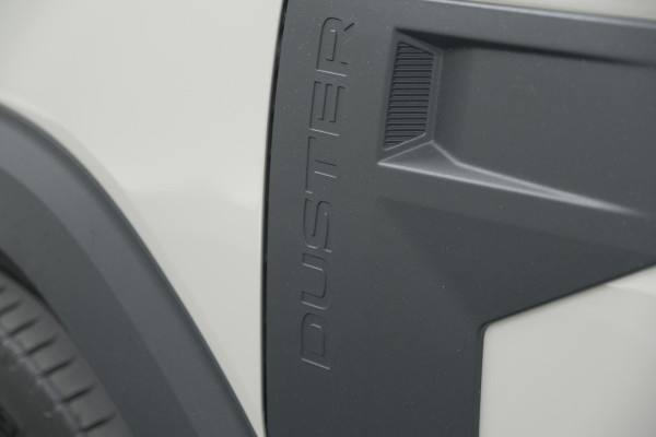 Dacia Duster 1.6 Hybrid 140 Journey | 360 Camera | Pack Winter | Dodehoekdetectie