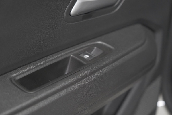 Dacia Duster 1.6 Hybrid 140 Journey | 360 Camera | Pack Winter | Dodehoekdetectie