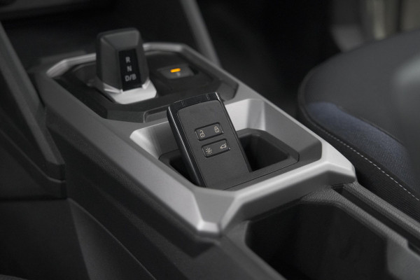 Dacia Duster 1.6 Hybrid 140 Journey | 360 Camera | Pack Winter | Dodehoekdetectie