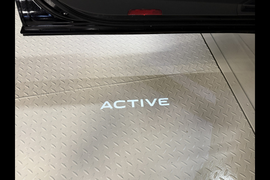 Volkswagen Tiguan 1.5 TSI Active | Apple Carplay | Stoel/Stuurverwarming | ACC | Camera