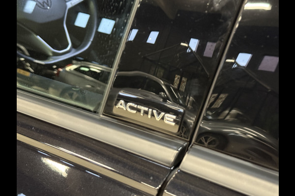 Volkswagen Tiguan 1.5 TSI Active | Apple Carplay | Stoel/Stuurverwarming | ACC | Camera