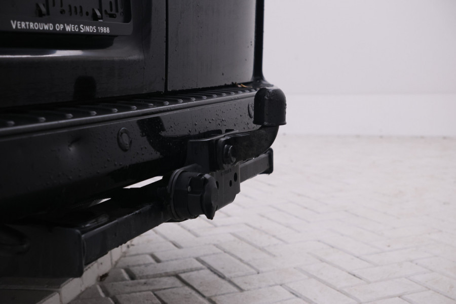 Ford Transit Custom 320 2.0 TDCI L2H1 Limited DC 170Pk, 5 Pers. Leer, 2x schuifdeur