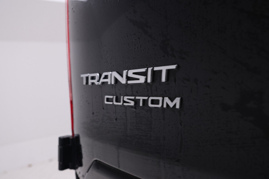 Ford Transit Custom 320 2.0 TDCI L2H1 Limited DC 170Pk, 5 Pers. Leer, 2x schuifdeur