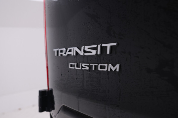 Ford Transit Custom 320 2.0 TDCI L2H1 Limited DC 170Pk, 5 Pers. Leer, 2x schuifdeur