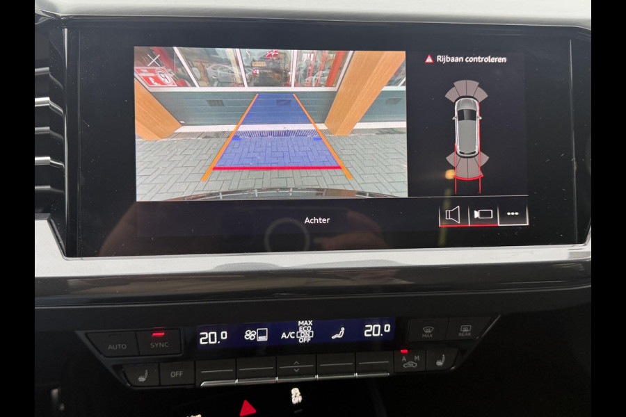 Audi Q4 e-tron 40 Launch edition S Competition 77 kWh | 2X S-Line | Panoramadak | Camera | Sonos |