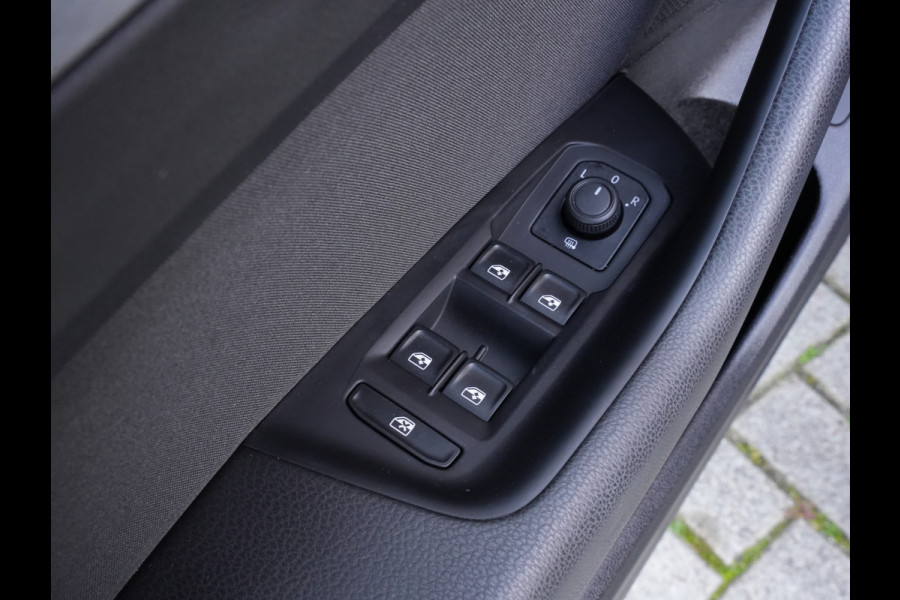 Volkswagen Passat Variant 1.5 TSI Business | Navigatie | Travel Assist | ACC | Climate Control | Android/Apple Carplay