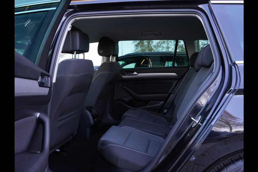 Volkswagen Passat Variant 1.5 TSI Business | Navigatie | Travel Assist | ACC | Climate Control | Android/Apple Carplay