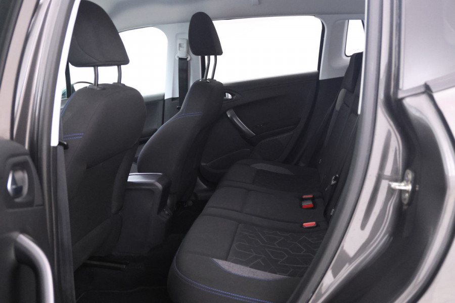 Peugeot 2008 1.2 PureTech Active Navigatie, Led, Climate .