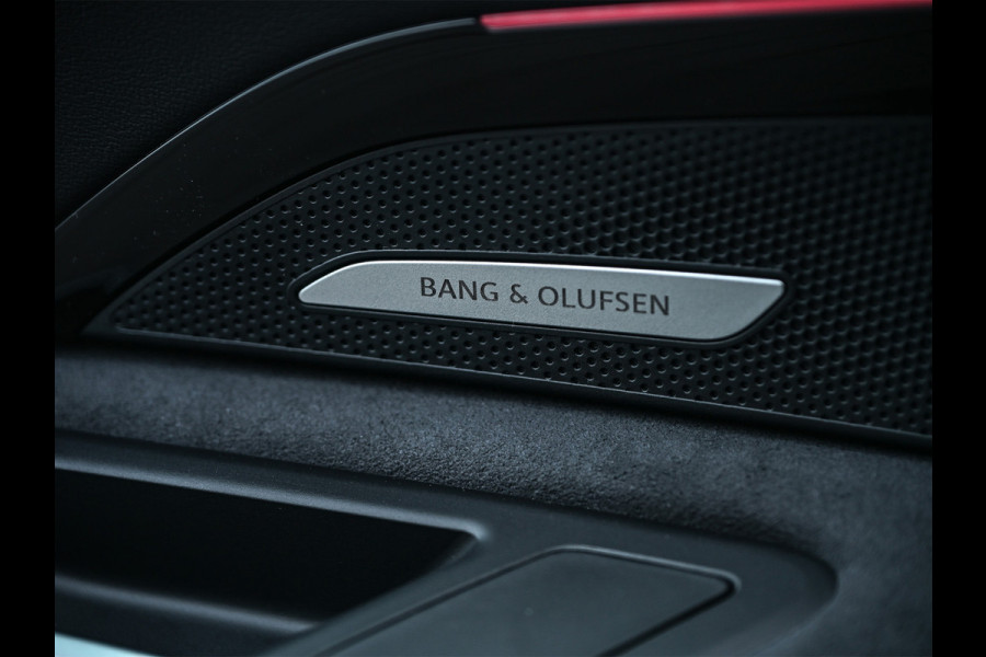 Audi Q5 Sportback 2.0 TFSI 368 PK E-HYBRID QUATTRO S EDITION COMPETITION | AMBIANCE INTERIEUR | TECH PRO PAKKET | HEAD-UP | STOEL- EN ST