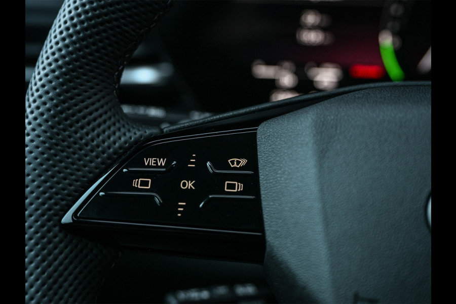 Audi Q5 Sportback 2.0 TFSI 368 PK E-HYBRID QUATTRO S EDITION COMPETITION | AMBIANCE INTERIEUR | TECH PRO PAKKET | HEAD-UP | STOEL- EN ST