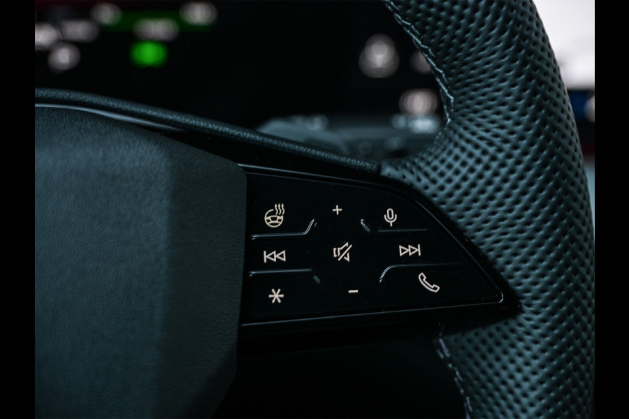 Audi Q5 Sportback 2.0 TFSI 368 PK E-HYBRID QUATTRO S EDITION COMPETITION | AMBIANCE INTERIEUR | TECH PRO PAKKET | HEAD-UP | STOEL- EN ST