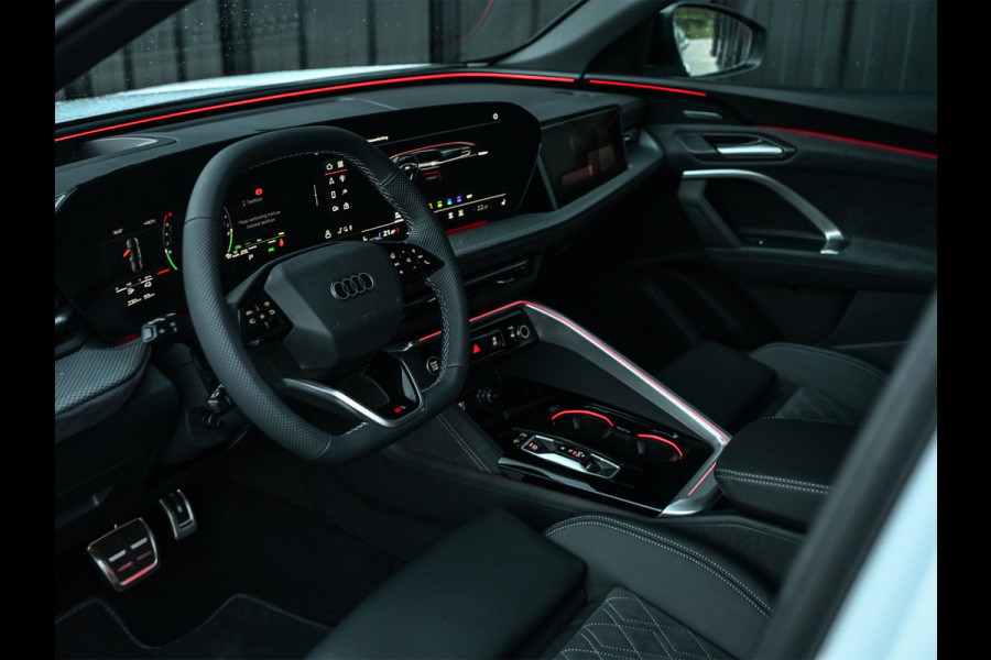 Audi Q5 Sportback 2.0 TFSI 368 PK E-HYBRID QUATTRO S EDITION COMPETITION | AMBIANCE INTERIEUR | TECH PRO PAKKET | HEAD-UP | STOEL- EN ST