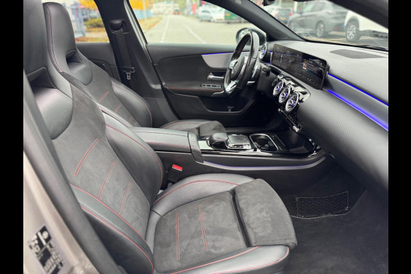Mercedes-Benz A-Klasse AMG Pano | Sfeerverlichting | AUT | Camera