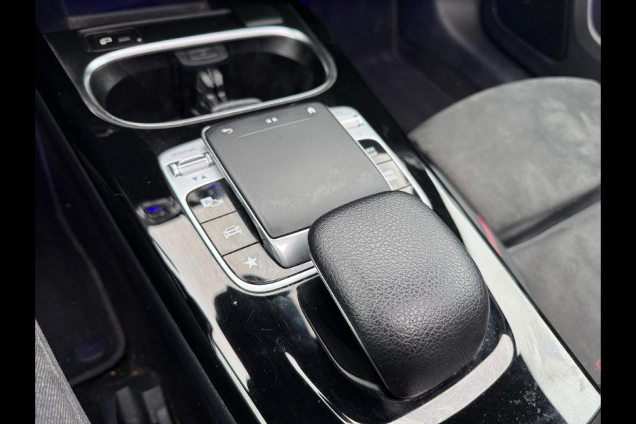 Mercedes-Benz A-Klasse AMG Pano | Sfeerverlichting | AUT | Camera