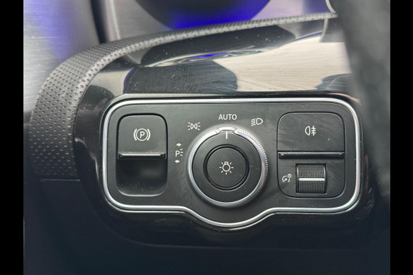 Mercedes-Benz A-Klasse AMG Pano | Sfeerverlichting | AUT | Camera