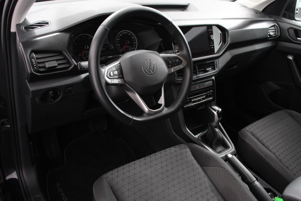 Volkswagen T-Cross 1.0 TSI 110pk DSG Life | Navigatie | Apple Carplay/Android Auto | Adaptive Cruise Control | Camera | Parkeersensoren | Stoelverwarming | Climatronic | Lane Assist