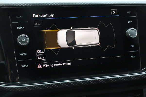 Volkswagen T-Cross 1.0 TSI 110pk DSG Life | Navigatie | Apple Carplay/Android Auto | Adaptive Cruise Control | Camera | Parkeersensoren | Stoelverwarming | Climatronic | Lane Assist