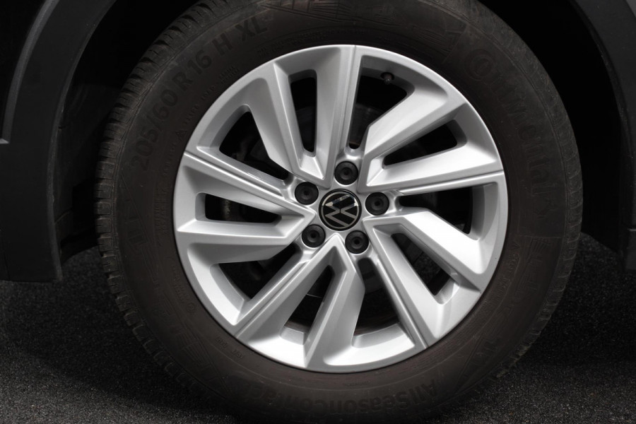 Volkswagen T-Cross 1.0 TSI 110pk DSG Life | Navigatie | Apple Carplay/Android Auto | Adaptive Cruise Control | Camera | Parkeersensoren | Stoelverwarming | Climatronic | Lane Assist
