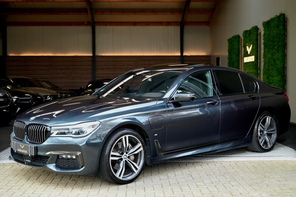 BMW 7 Serie 740e M Sport - 360 Camera - Massage - El. Achterbank - Laser Koplampen - Adaptive Cruise Control - Soft-Close