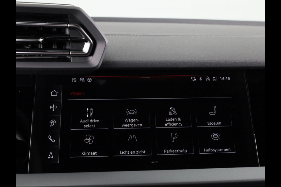 Audi A3 Sportback 40 TFSI e S edition 204pk | Verlengde garantie | Parkeercamera | Adaptieve cruise controle | Optiek pakket zwart Plus | Extra getint glas